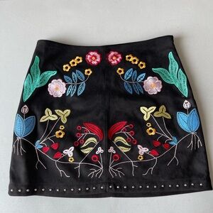 Gianni Bini women's size Small skirt embroidery studded faux suede floral work